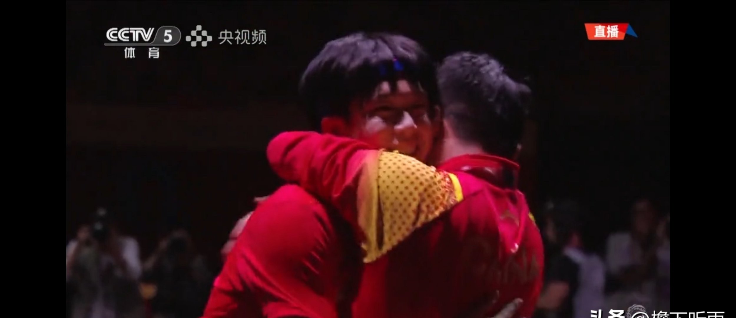 包含波兰乒乓球队轻取德国乒乓球队,王皓制霸全场的词条 包含波兰乒乓球队轻取德国乒乓球队,王皓制霸全场的词条