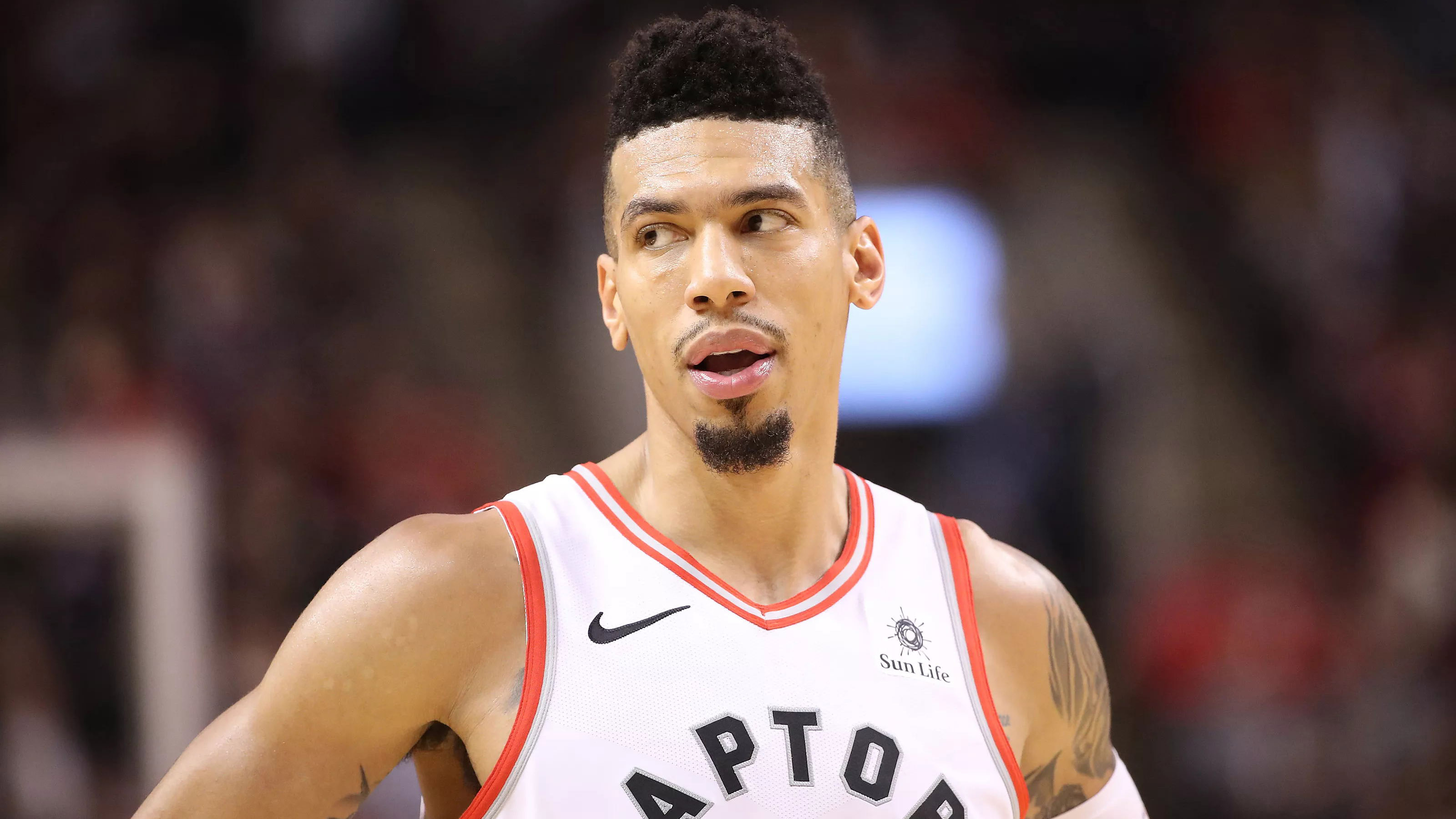 国王强势勇士，丹尼·格林高光表现