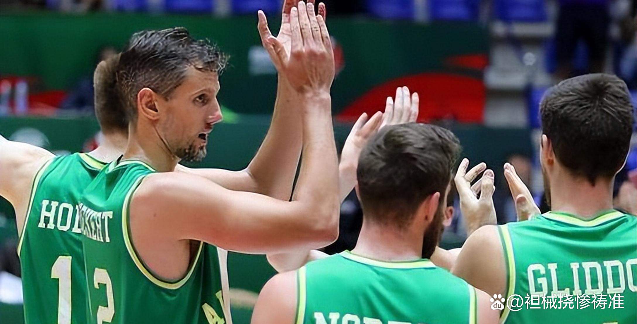 澳大利亚男篮碾压南韩男篮，巴图姆高光表现