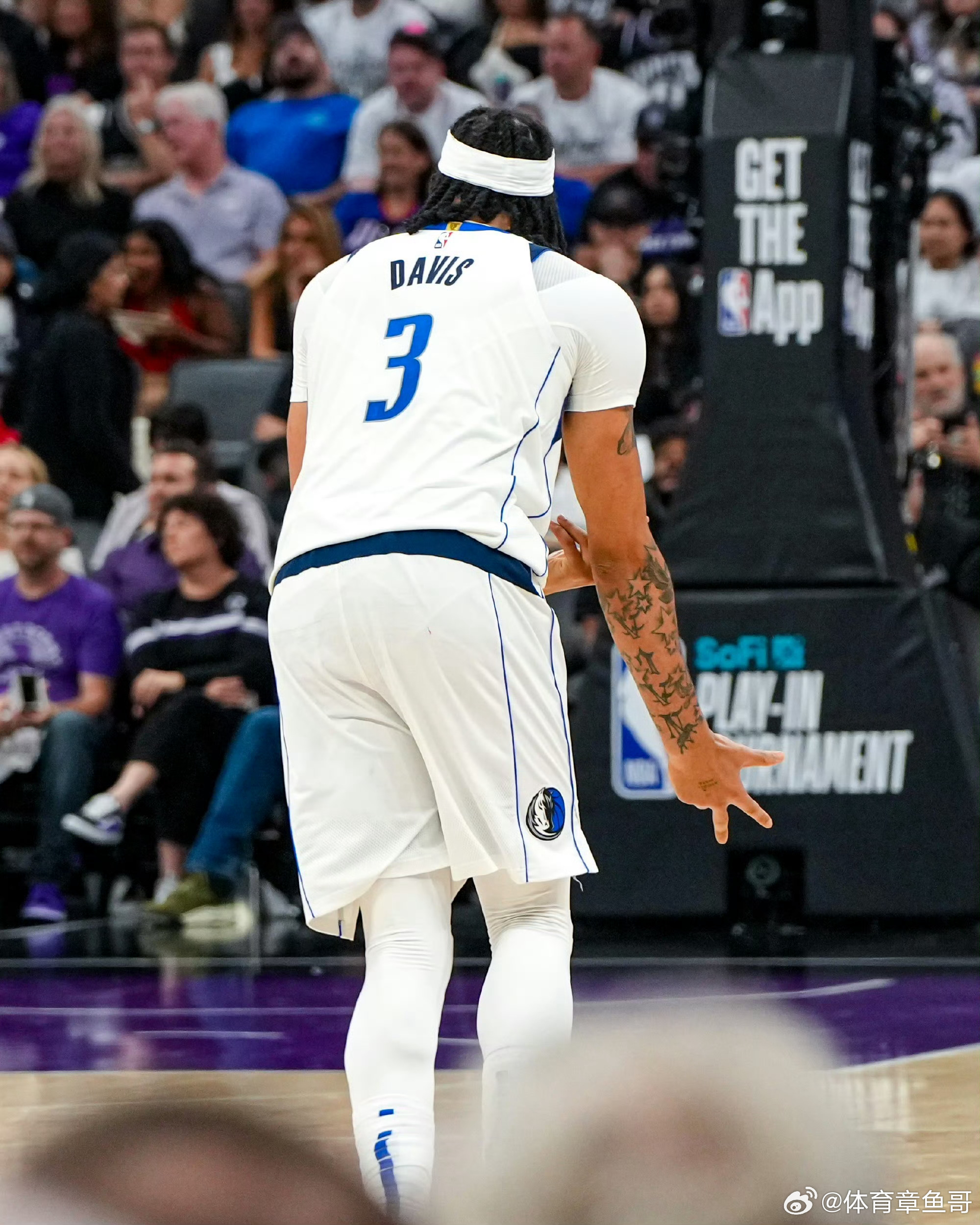 波兰男篮碾压灰熊，浓眉统治全场