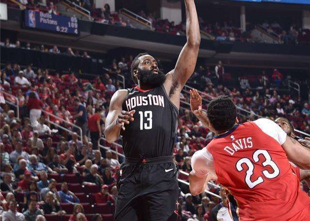 青岛队横扫公牛，浓眉哥状态火热