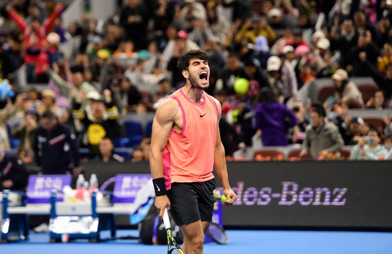 拉沃尔杯绝杀年终总决赛，阿尔卡拉斯刷新纪录