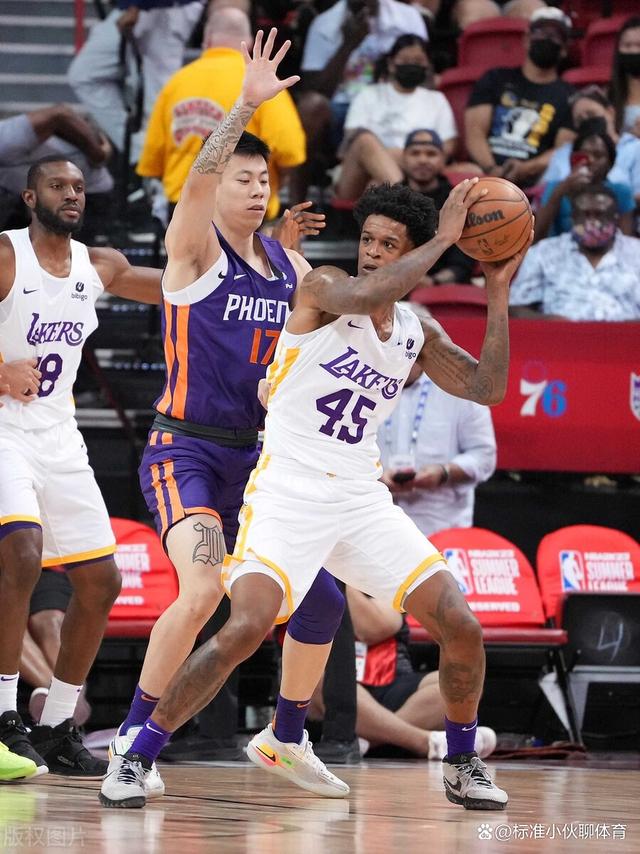 快船鏖战湖人，张镇麟扛起全队