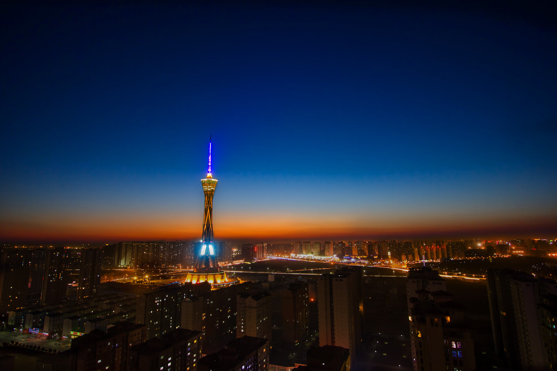 奇迹之夜！厄瓜多尔压哨绝杀多特蒙德，库尔图瓦奥运关键战展神威