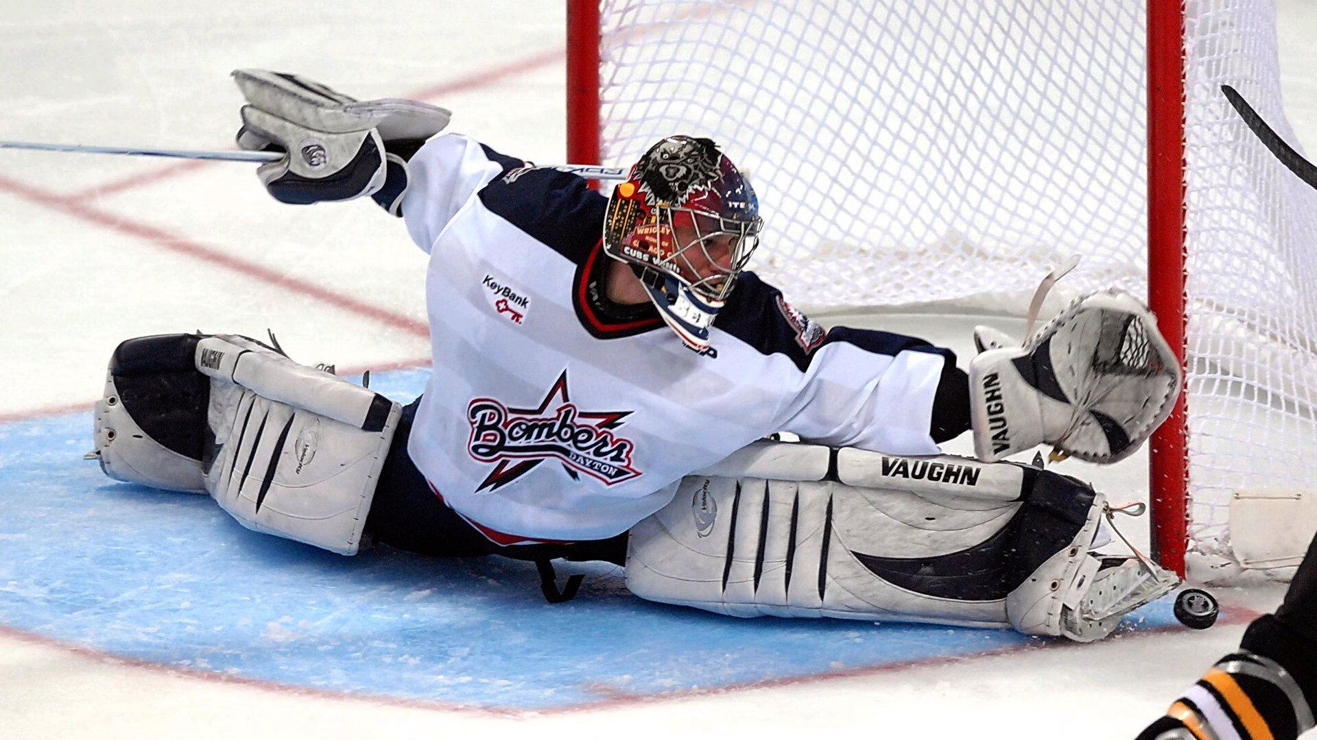 年度焦点之战之夜，莱万全程高能输出，铸就绿茵传奇