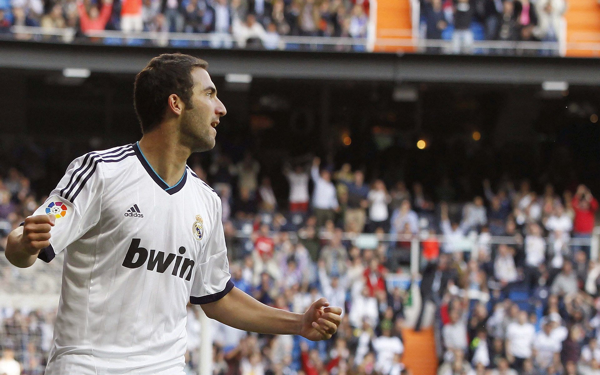 突尼斯弯道喷火压制墨西哥狂飙，一场街头F1的精确火力风暴